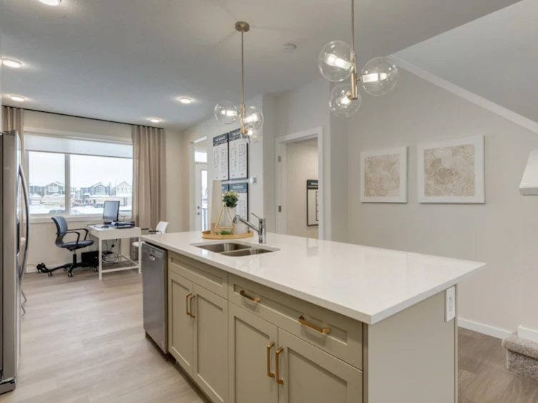 17311 3 Street NW, Edmonton, AB, T5Y 4G5 - 3