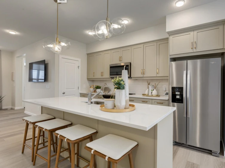 17311 3 Street NW, Edmonton, AB, T5Y 4G5 - 4