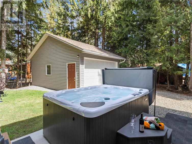 2391 Hillen Crescent, Anglemont, BC, V0E 1M7 - 23