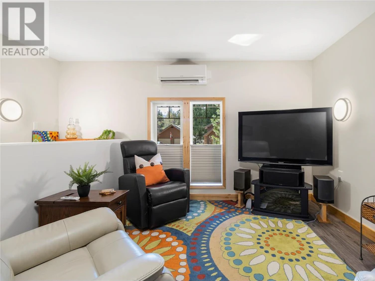 2391 Hillen Crescent, Anglemont, BC, V0E 1M7 - 29