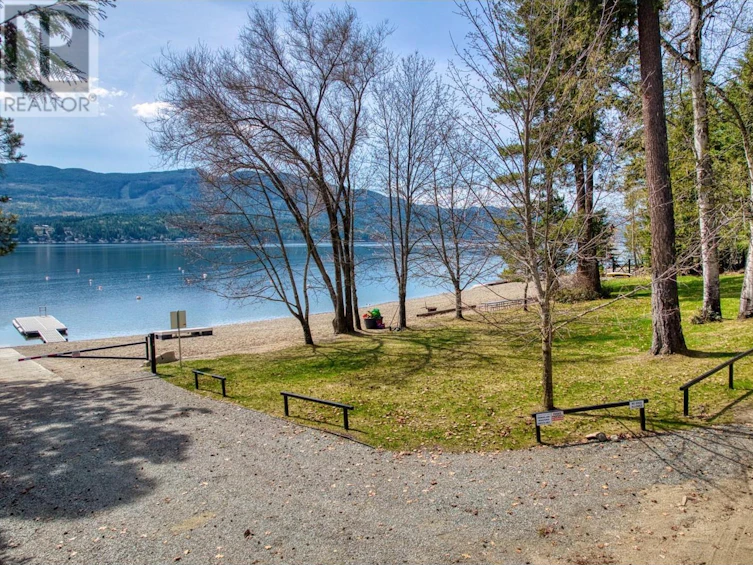 2391 Hillen Crescent, Anglemont, BC, V0E 1M7 - 3