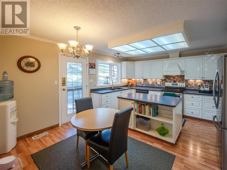 3808 Forsyth Drive, Penticton, BC, V2A 8Z2 - 16
