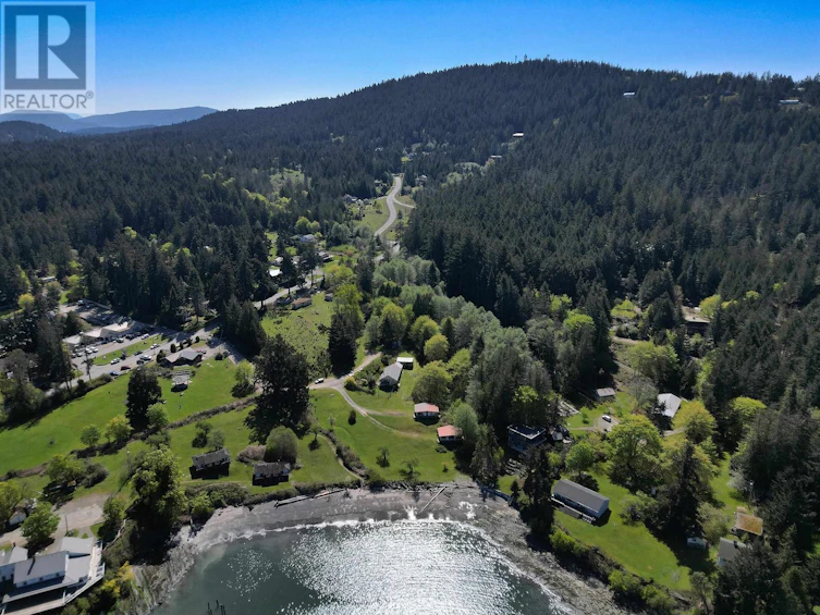 412 Naylor Road, Mayne Island, BC, V0N 2J2 - 8