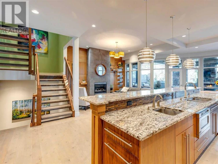 145 Chapala Point Southeast, Calgary, AB, T2X 0B3 - 9