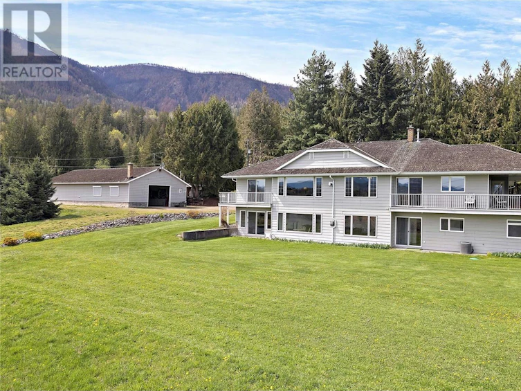 684 Elson Road, Sorrento, BC, V0E 2W1