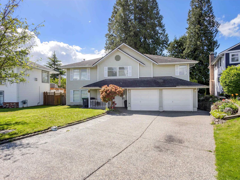 973 161a Street, Surrey BC V4A 8R4