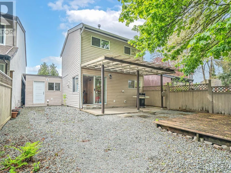 978 Birchbrook Place, Coquitlam BC V3C 4B6
