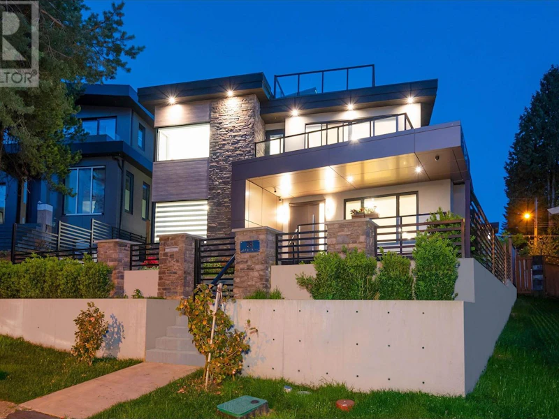 78 Malta Place, Vancouver BC V5M 4C4