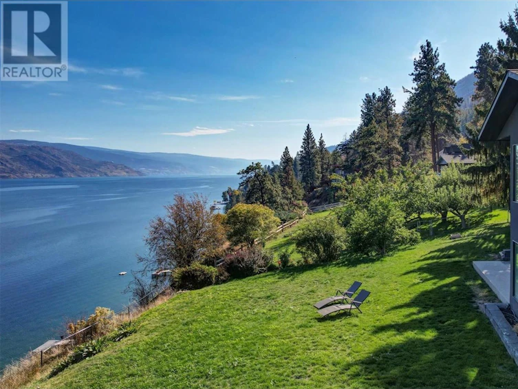 7210 Brent Road, Peachland, BC, V0H 1X9 - 7