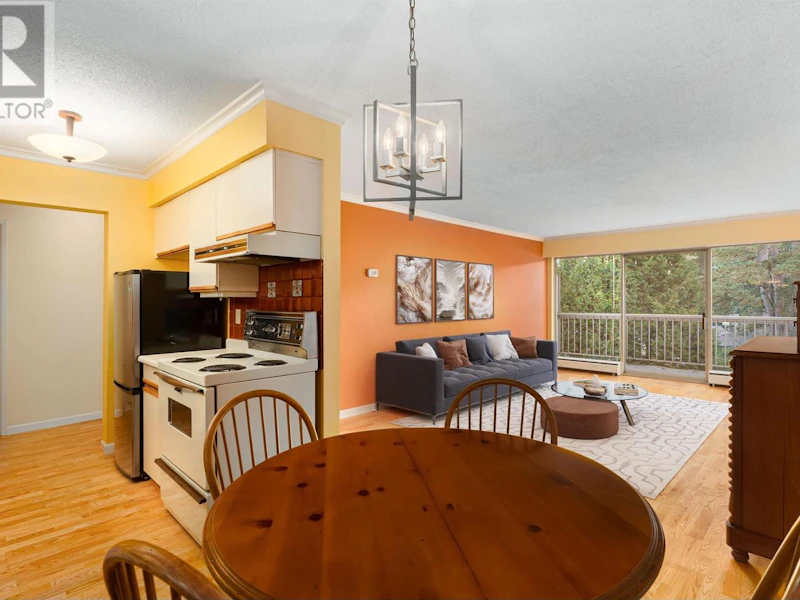 1234 - 235 Keith Road, West Vancouver BC V7T 1L5