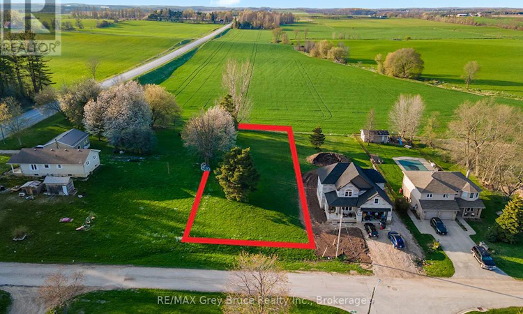 LOT6-7 North Avenue