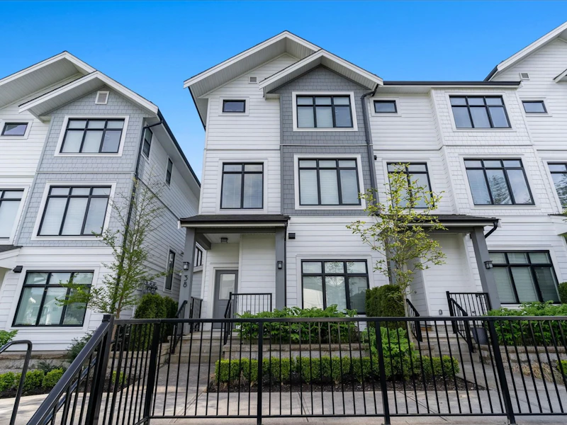 38 - 17557 100th Avenue, Surrey BC