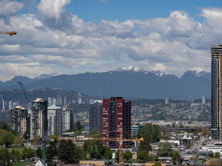 2210-13685 102, Surrey, BC, V3T 1N7 - 22
