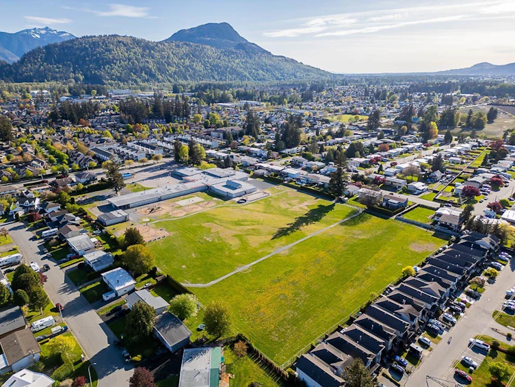 6092 Miller Drive, Chilliwack, BC, V2R 2H4 - 8