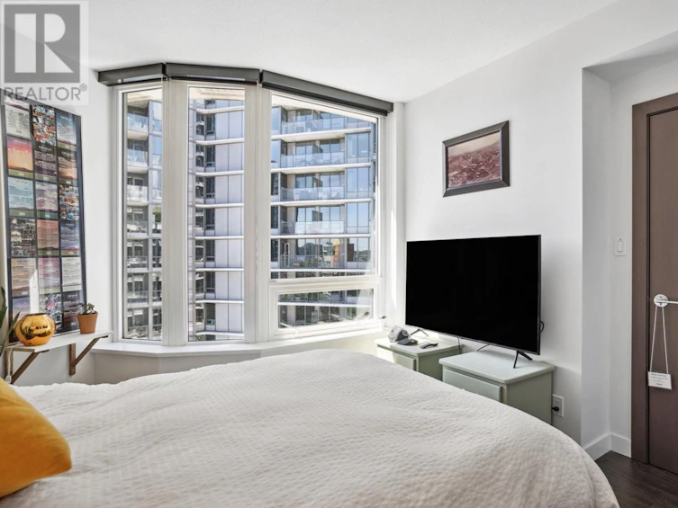 1051-38 Smithe Street, Vancouver, BC, V6B 0P3 - 17