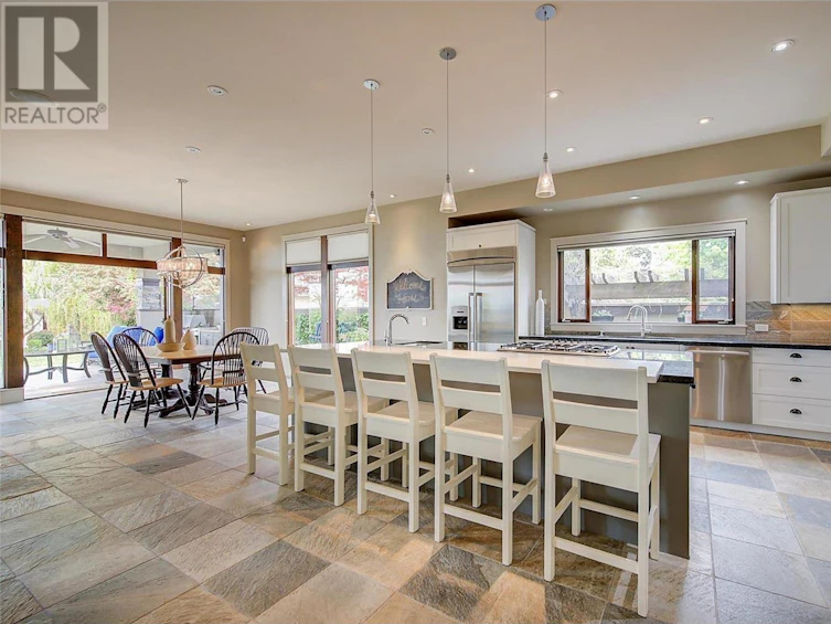 4100 Lakeshore Road, Kelowna, BC, V1W 1V6 - 18