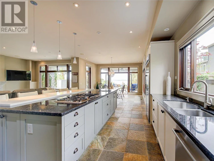 4100 Lakeshore Road, Kelowna, BC, V1W 1V6 - 24