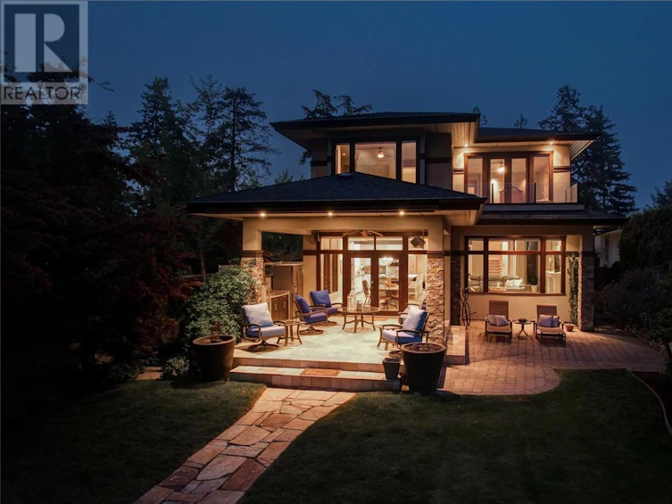 4100 Lakeshore Road, Kelowna, BC, V1W 1V6 - 3
