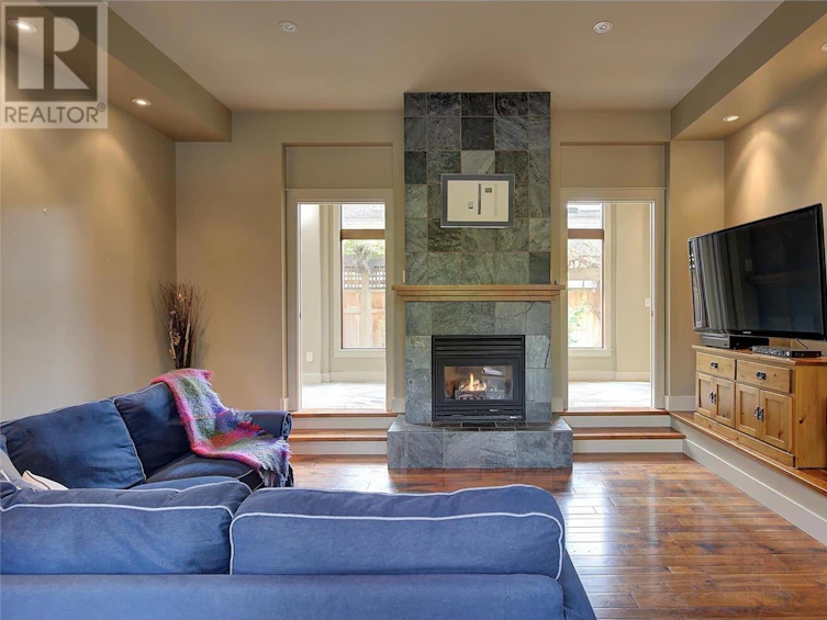 4100 Lakeshore Road, Kelowna, BC, V1W 1V6 - 30
