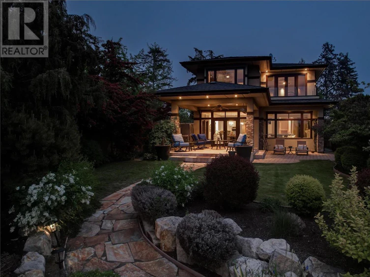 4100 Lakeshore Road, Kelowna, BC, V1W 1V6 - 72