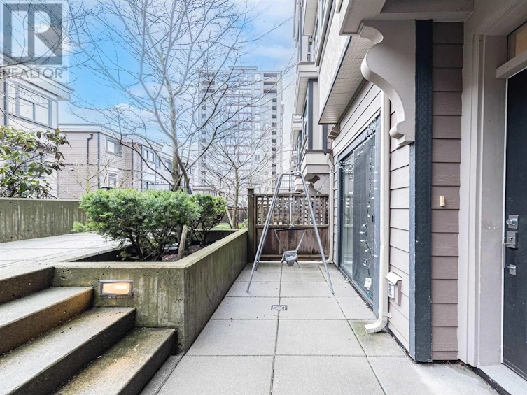 111-828 Royal Avenue, New Westminster, BC, V3M 1J9 - 23