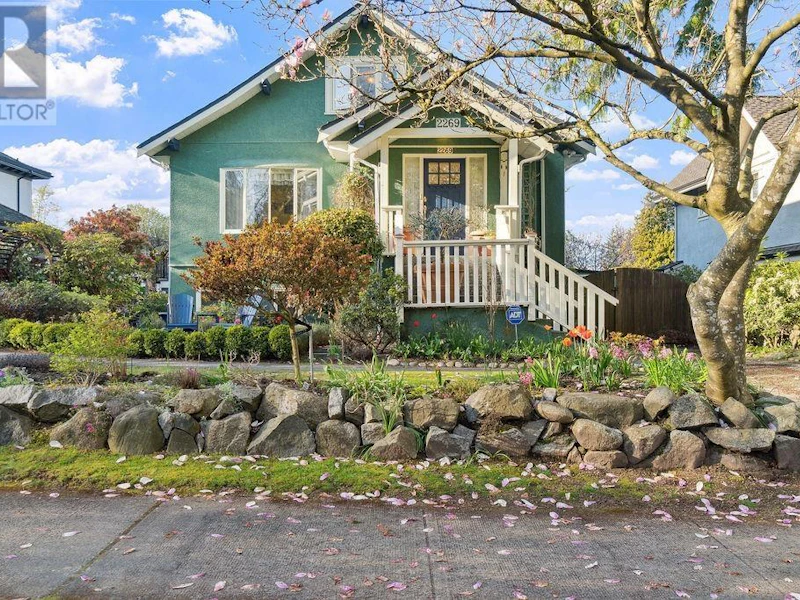 2269 W 36th Avenue, Vancouver BC V6M 1L4