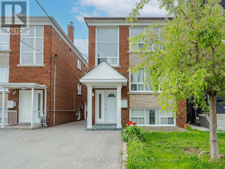 18A Avon Drive, Toronto, ON, M6M 1P8