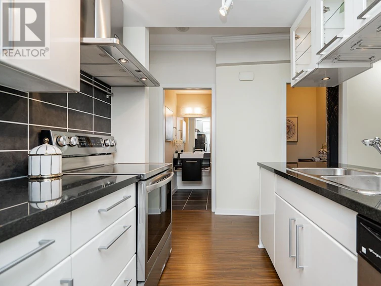 TH 237-188 Keefer Place, Vancouver, BC, V6B 0J1 - 18