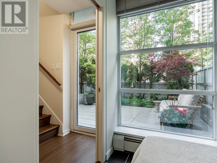 TH 237-188 Keefer Place, Vancouver, BC, V6B 0J1 - 23