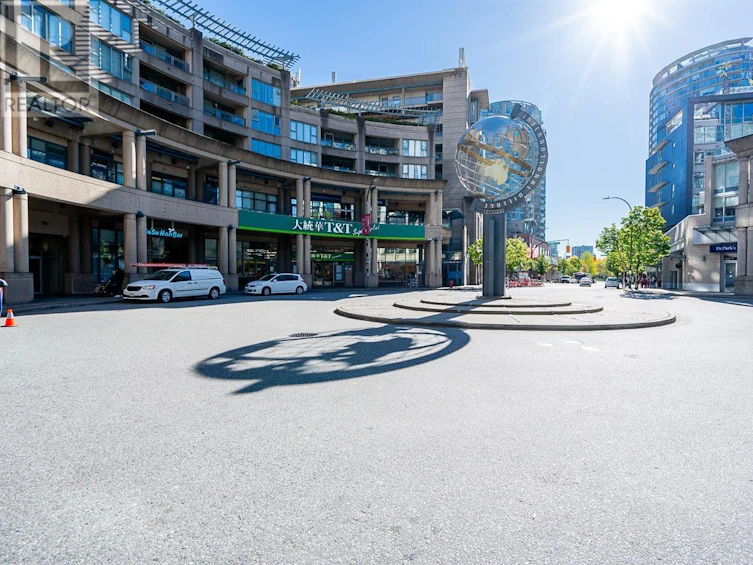 TH 237-188 Keefer Place, Vancouver, BC, V6B 0J1 - 8