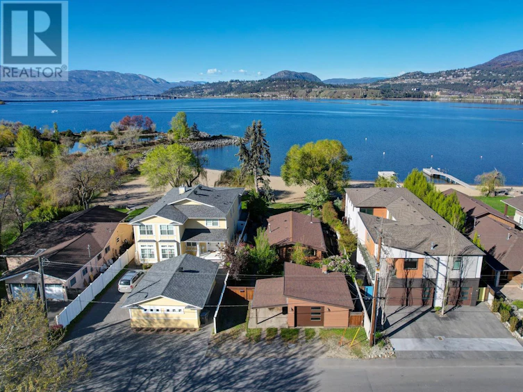 994 Manhattan Drive, Kelowna, BC, V1Y 1H5