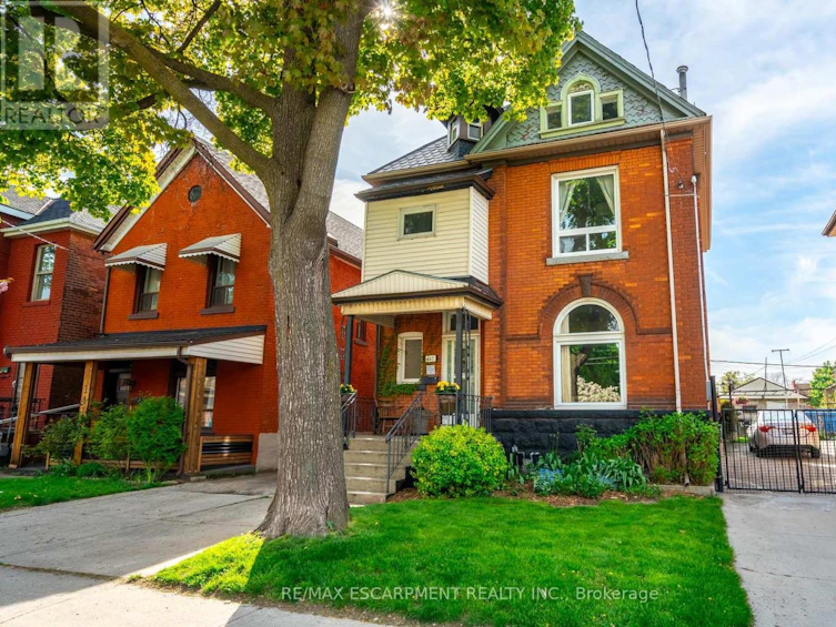 143 Wentworth Street North, Hamilton, ON, L8L 5V6