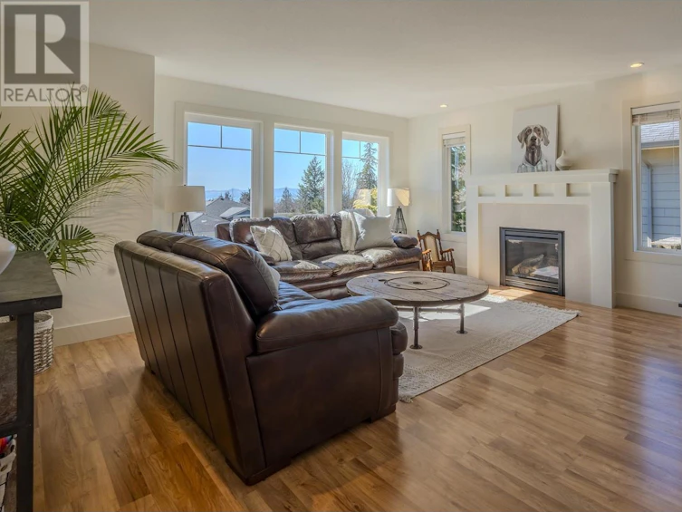 6388 Picadilly Place, Sechelt, BC, V7Z 0N9 - 5