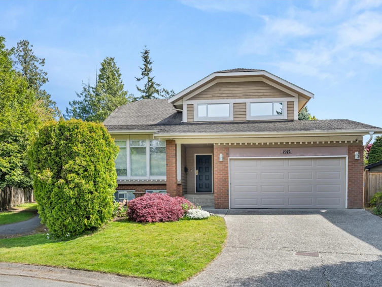 1912 148a Street, Surrey, BC, V4A 6R5