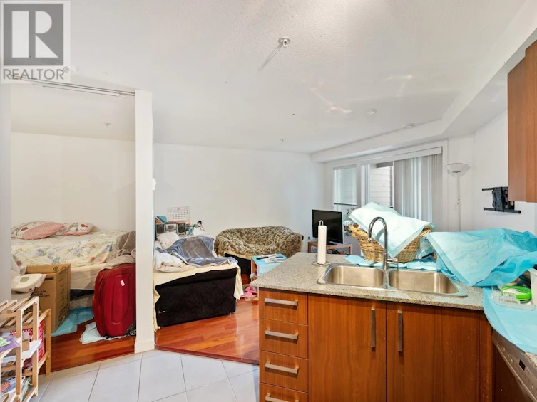 205-5889 Irmin Street, Burnaby, BC, V5J 0C1 - 10