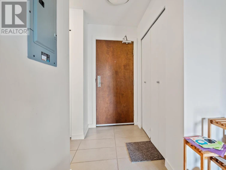 205-5889 Irmin Street, Burnaby, BC, V5J 0C1 - 7
