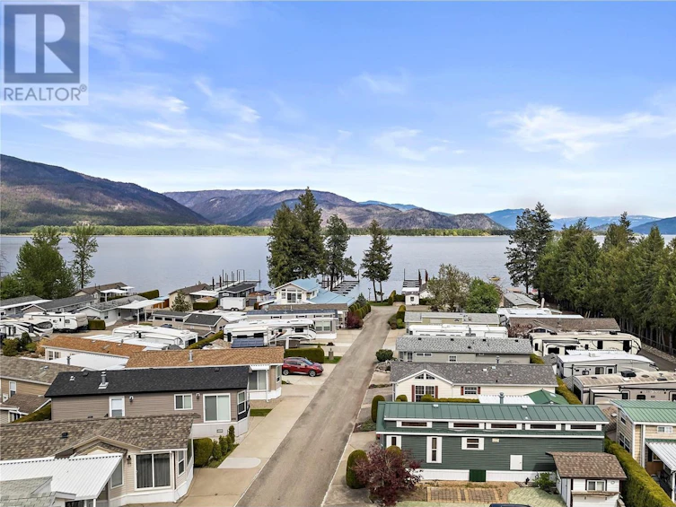 40-667 Waverly Park Frontage Road, Sorrento, BC, V0E 2W1