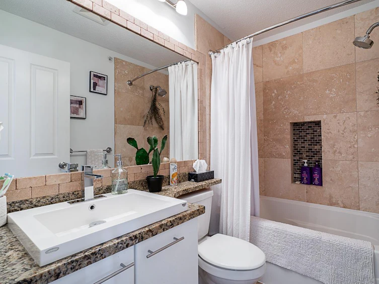 42-20560 66, Langley, BC, V2Y 2Y8 - 30