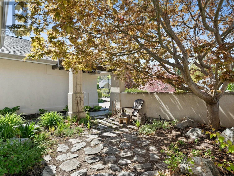 3889 Gallaghers, Kelowna, BC, V1W 3Z9 - 14