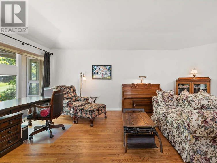 3889 Gallaghers, Kelowna, BC, V1W 3Z9 - 19