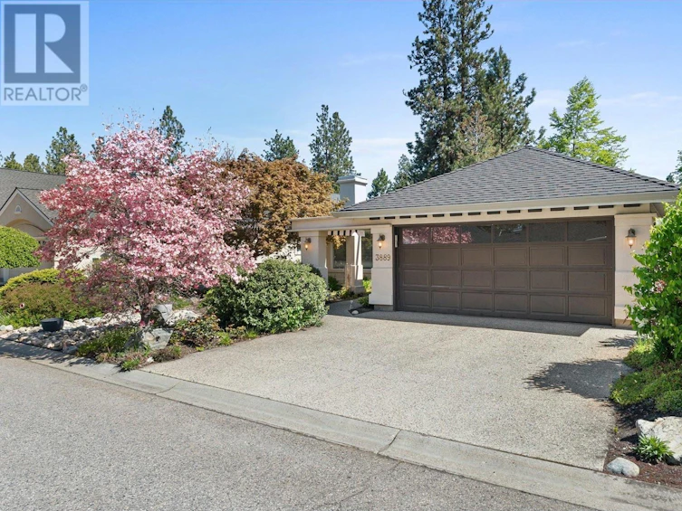 3889 Gallaghers, Kelowna, BC, V1W 3Z9 - 3