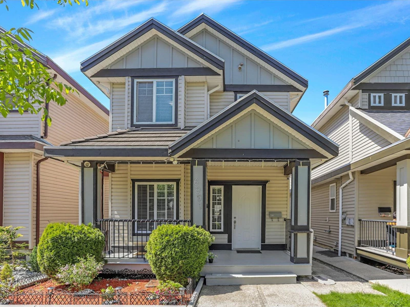 6991 144a Street, Surrey BC V3S 2X8