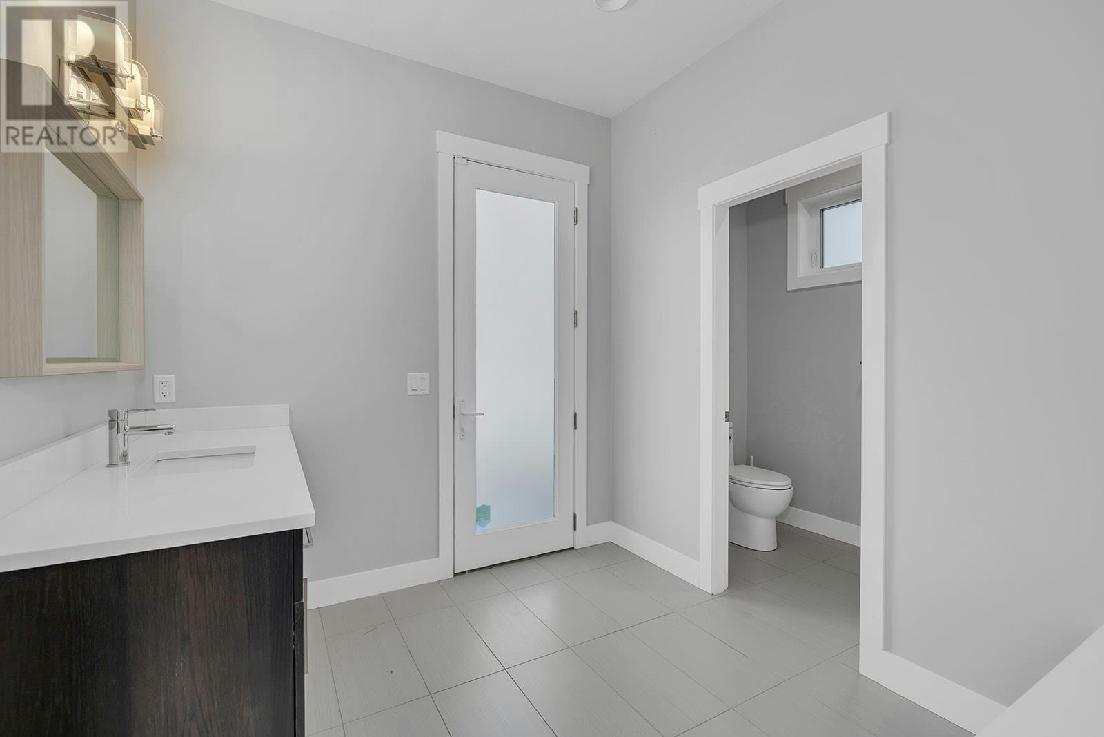 5624 Mountainside Drive, Kelowna, BC, V1W 5L5 - 47