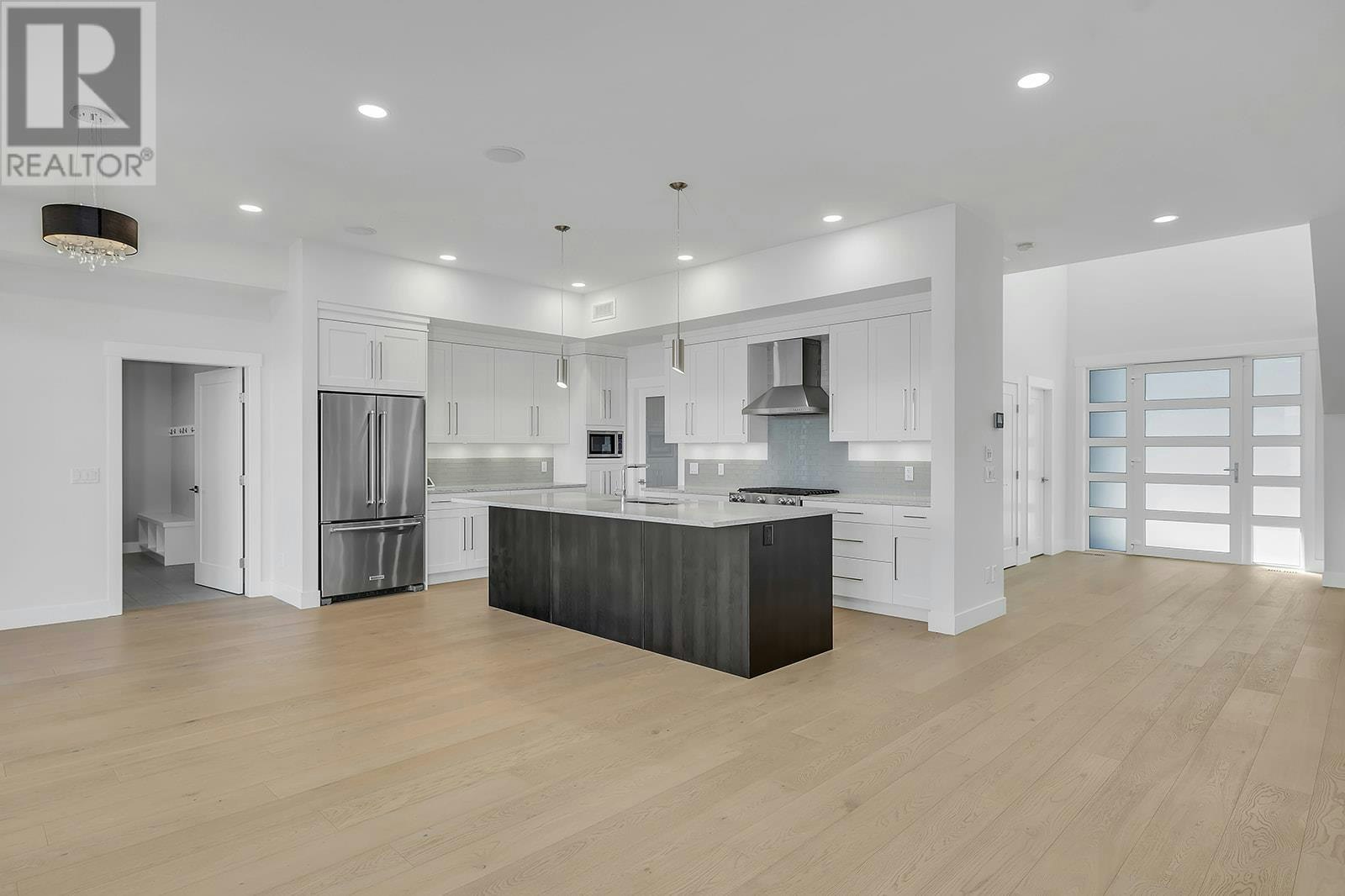 5624 Mountainside Drive, Kelowna, BC, V1W 5L5 - 6