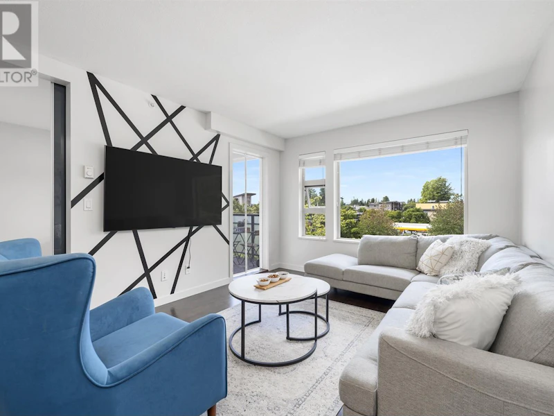 406 - 1677 Lloyd Avenue, North Vancouver BC V7P 0B1