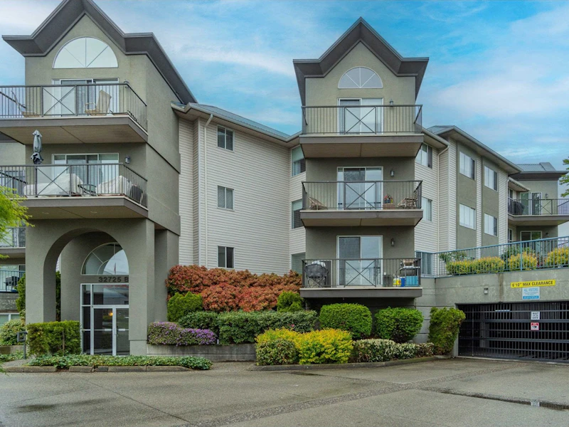 215 - 32725 George Ferguson Way, Abbotsford BC V2T 5M5
