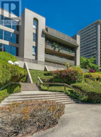 302 4941 Lougheed Highway