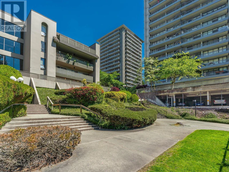 302 - 4941 Lougheed Highway, Burnaby BC V5B 4S6