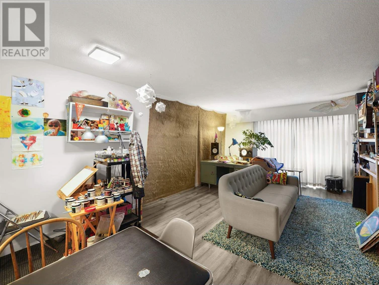 840 East 6th Avenue, Vancouver, BC, V5T 1M1 - 21