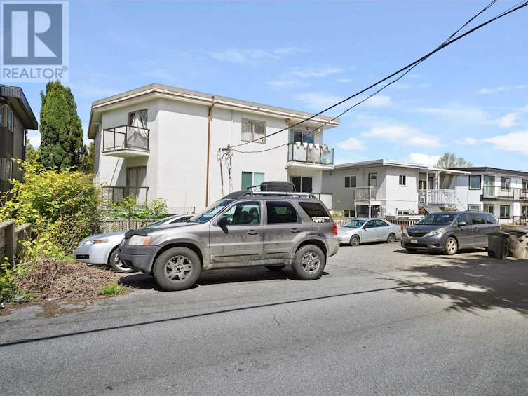 840 East 6th Avenue, Vancouver, BC, V5T 1M1 - 36